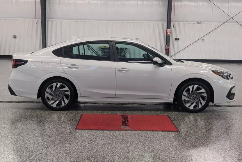 2025 Subaru Legacy Limited photo 1