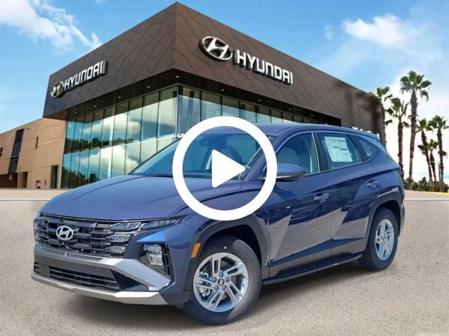 2025 Hyundai Tucson SE photo 1