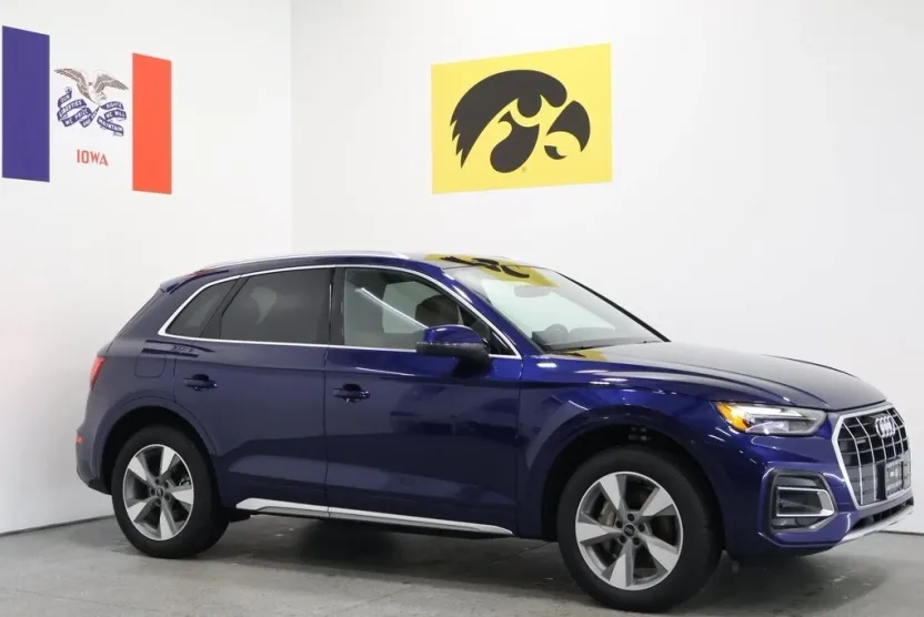 2024 Audi Q5 40 Premium photo 1