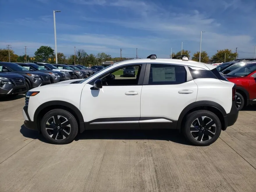 2026 Nissan Kicks SV photo 1