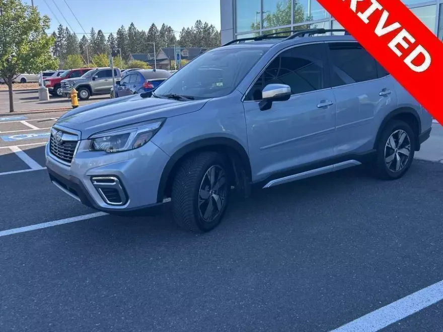 2021 Subaru Forester Touring photo 1