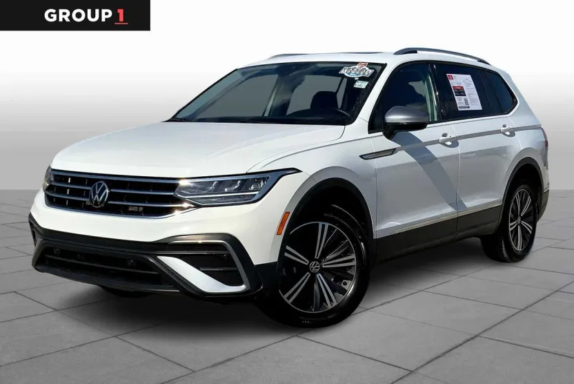 2024 Volkswagen Tiguan Wolfsburg Edition photo 1