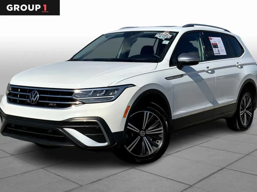 2024 Volkswagen Tiguan Wolfsburg Edition photo 1