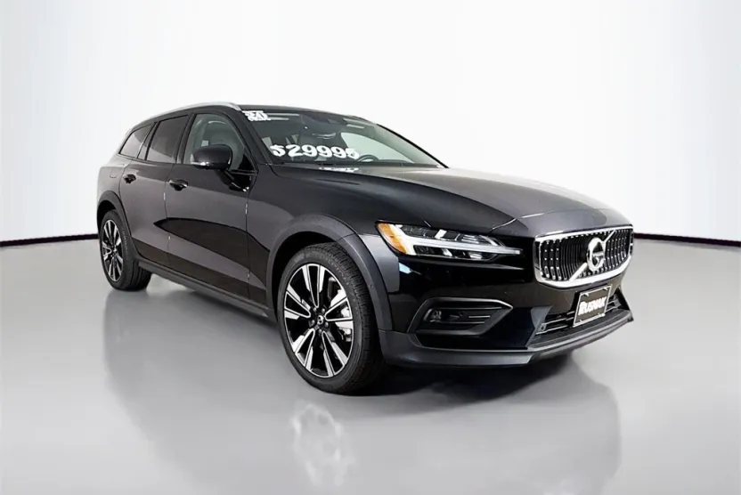 2020 Volvo V60 Cross Country T5 photo 1