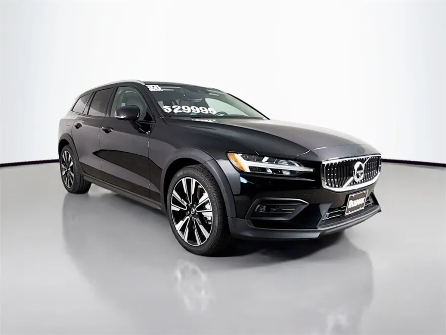 2020 Volvo V60 Cross Country T5 photo 1