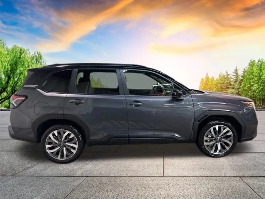 2025 Subaru Forester Touring photo 1