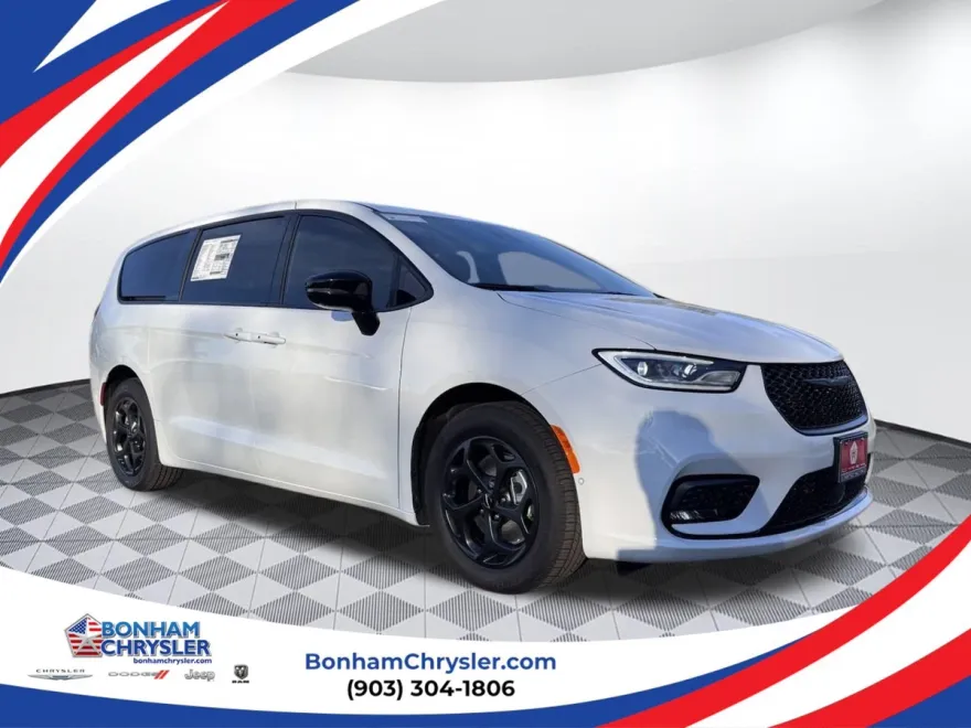 2024 Chrysler Pacifica Hybrid S Appearance photo 1
