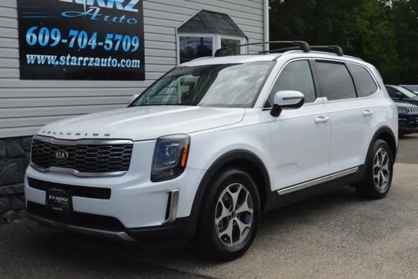 2020 Kia Telluride EX photo 1