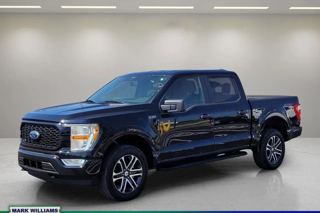 2022 Ford F-150 XL photo 1
