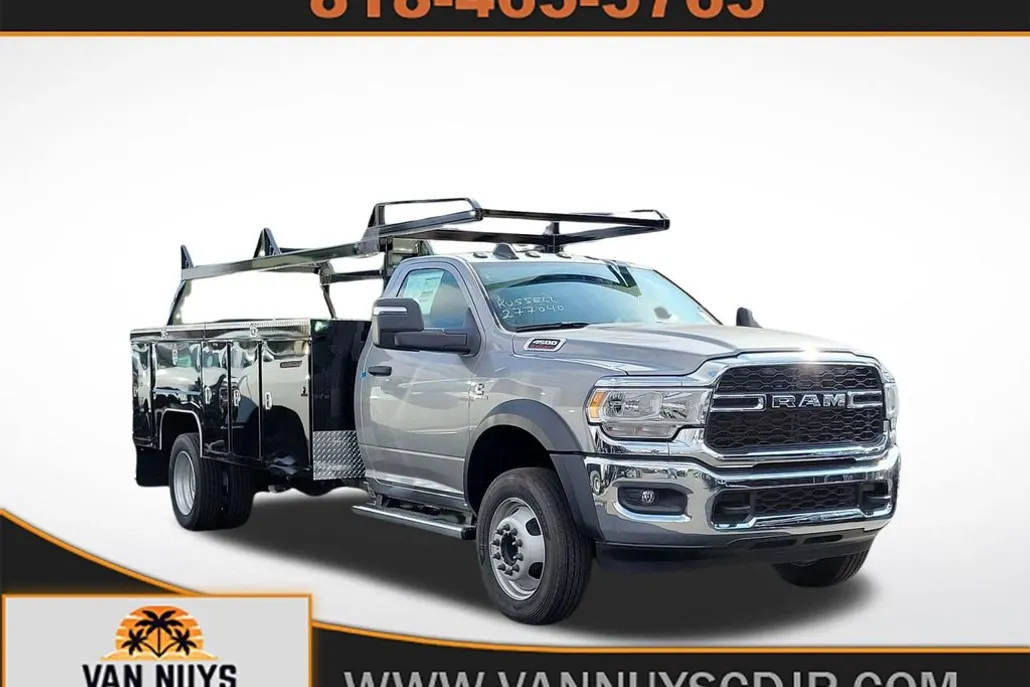 2024 Ram 4500 Tradesman SLT photo 1