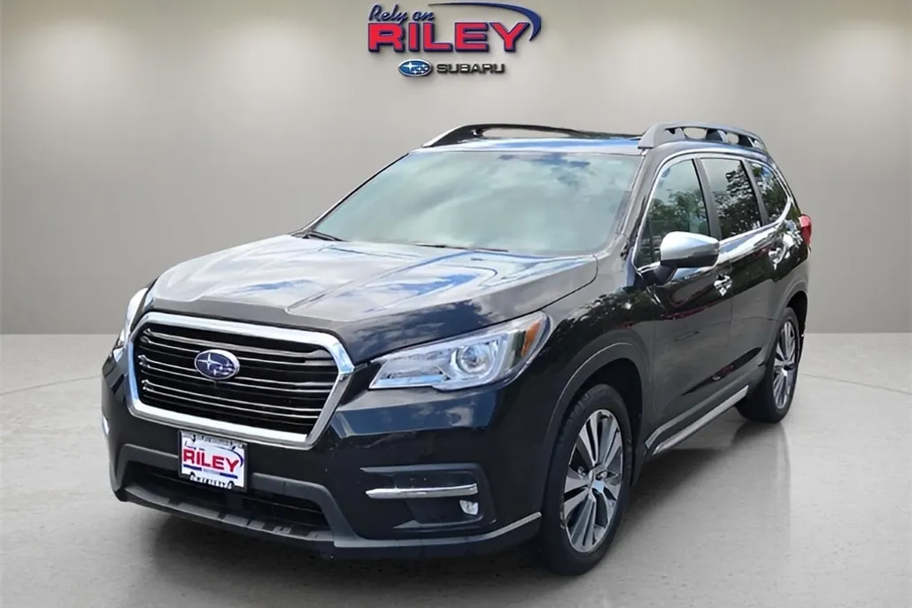 2020 Subaru Ascent Touring photo 1