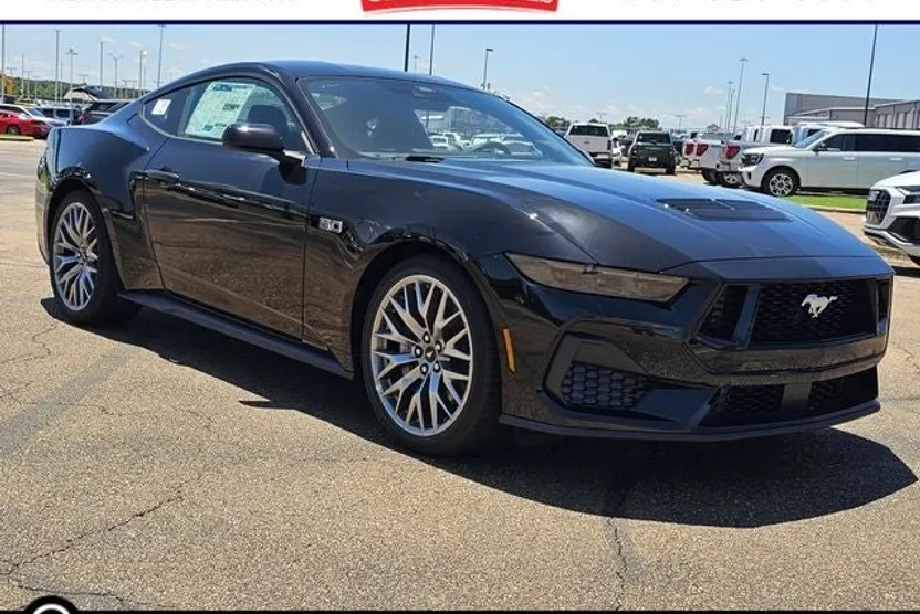 2025 Ford Mustang GT Premium photo 1