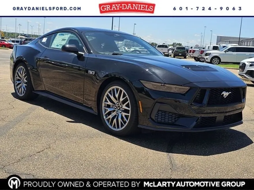 2025 Ford Mustang GT Premium photo 1