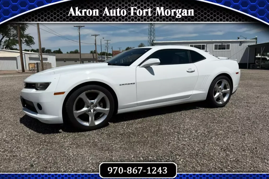 2015 Chevrolet Camaro 1LT Coupe photo 1