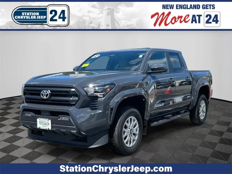 2024 Toyota Tacoma SR5 4x4 photo 1