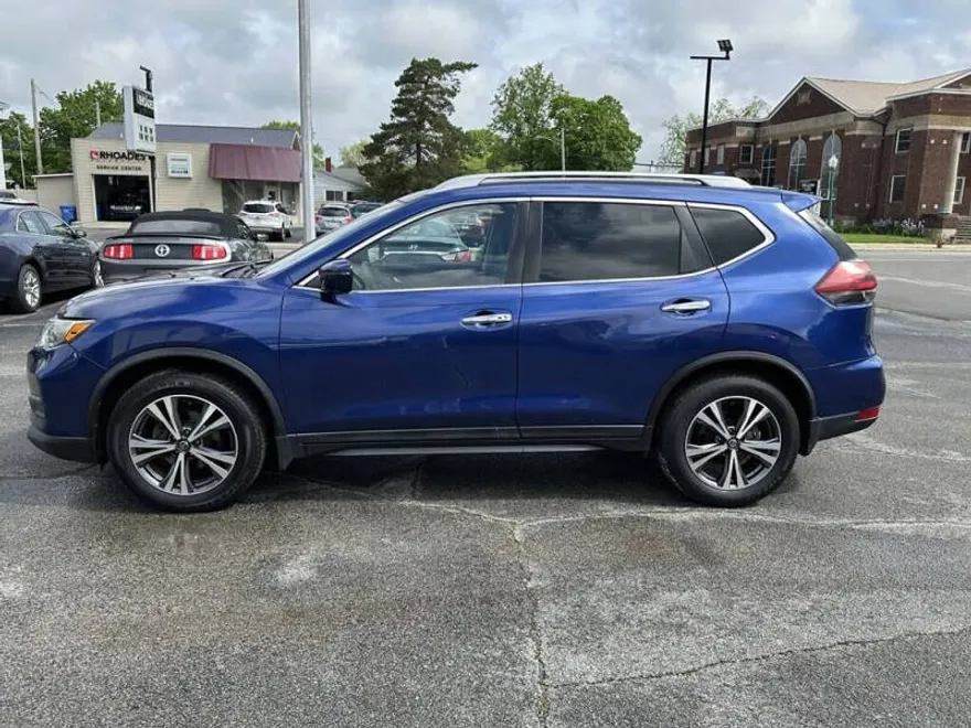 2019 Nissan Rogue S photo 1