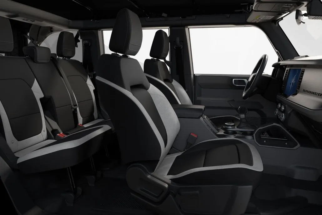 2025 Ford Bronco Big Bend photo 1