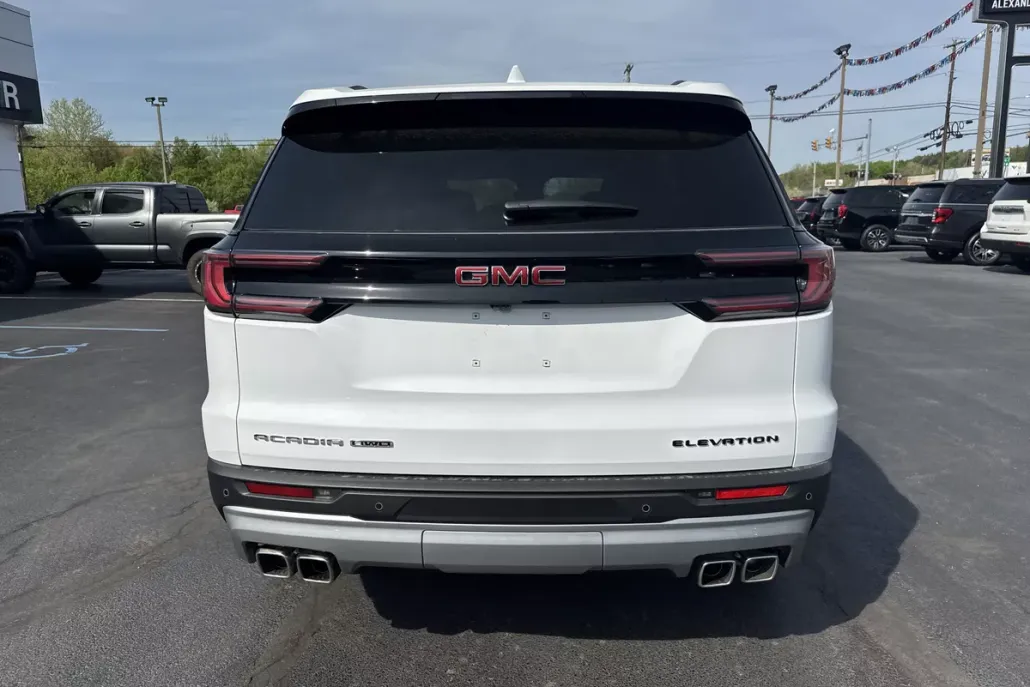 2025 Gmc Acadia Elevation photo 1