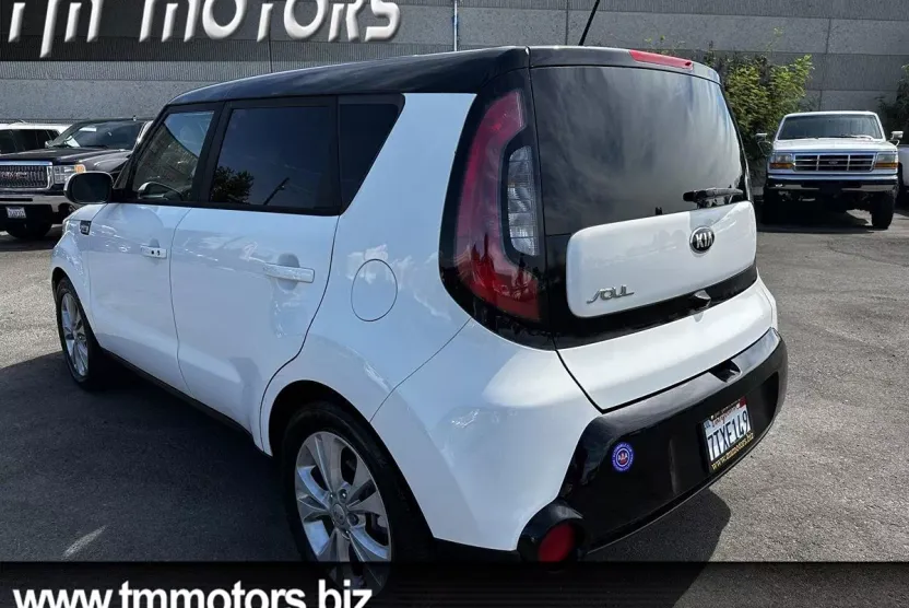 2016 Kia Soul photo 1