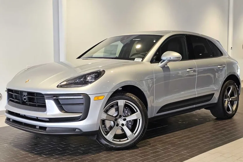 2025 Porsche Macan Base photo 1