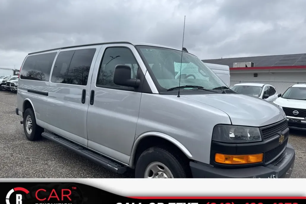 2020 Chevrolet Express Passenger LS 3500 photo 1
