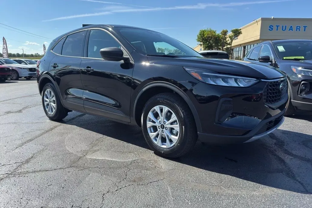 2026 Ford Escape Active photo 1