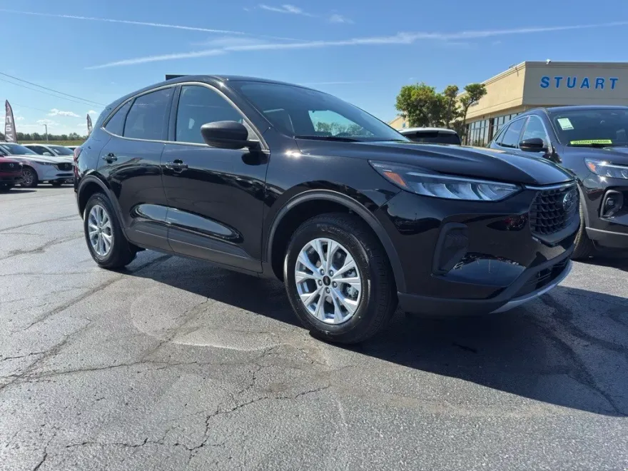 2026 Ford Escape Active photo 1