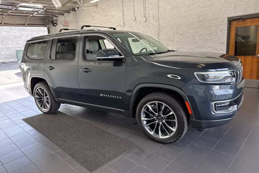 2022 Jeep Wagoneer Series III photo 1