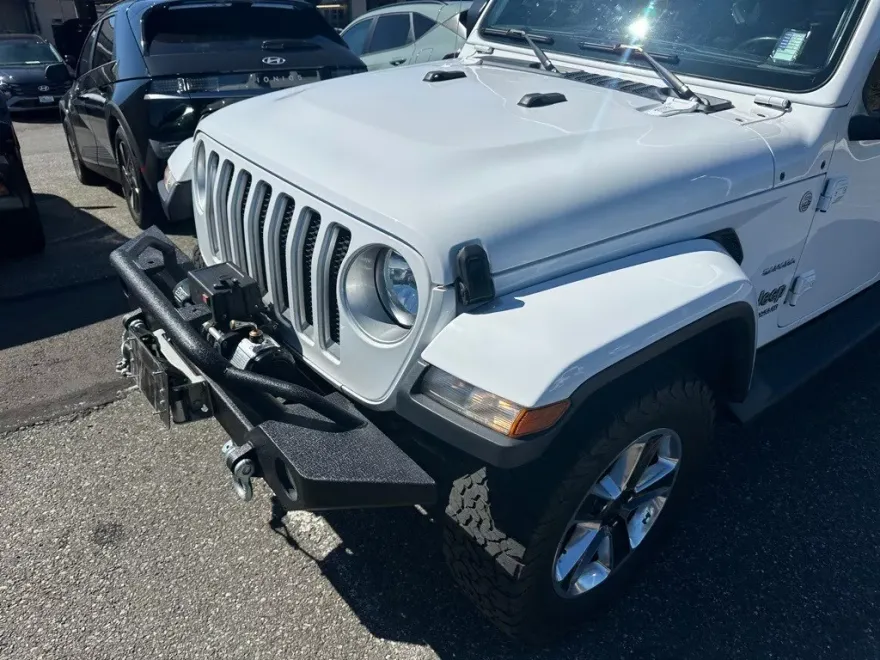 2019 Jeep Wrangler Unlimited Sahara photo 1