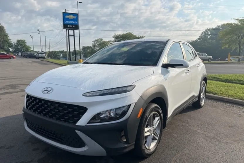 2022 Hyundai Kona SE photo 1