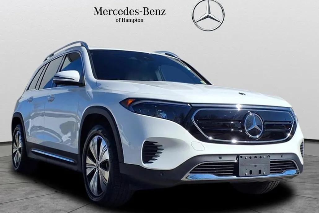 2023 Mercedes Benz EQB 300 4MATIC photo 1