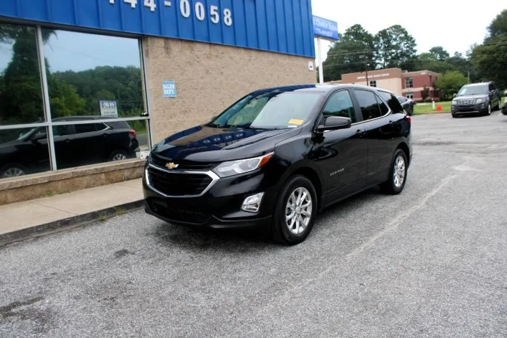 2021 Chevrolet Equinox LT photo 1