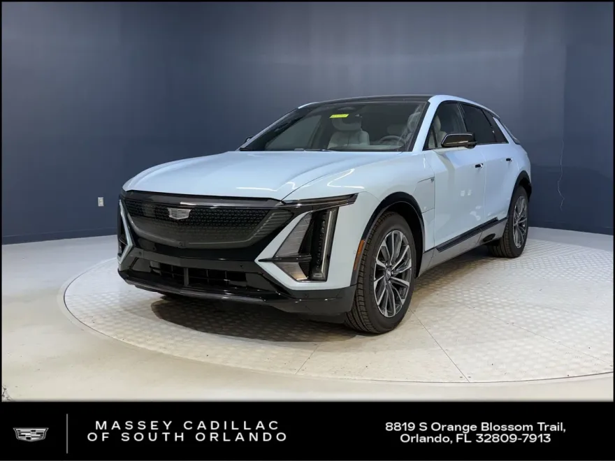 2025 Cadillac Lyriq Sport photo 1