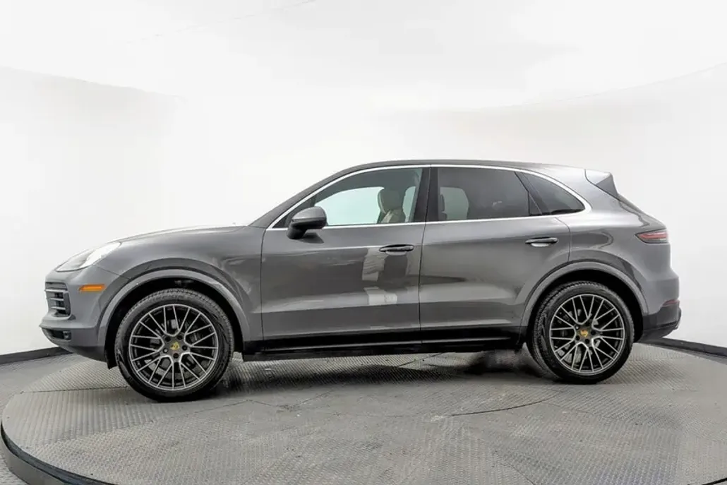 2019 Porsche Cayenne photo 1