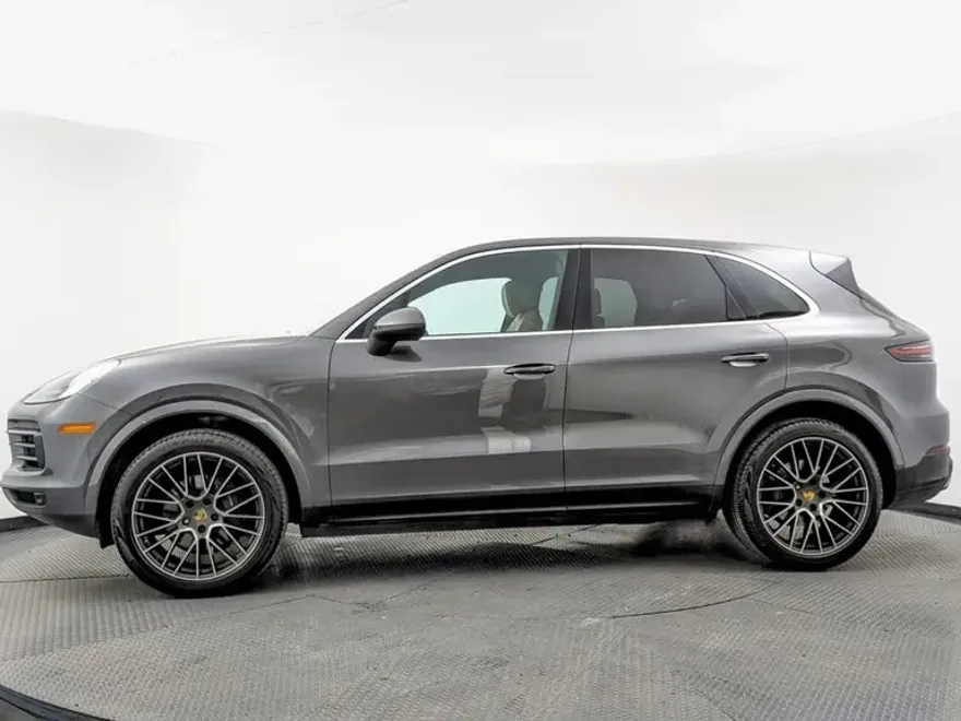 2019 Porsche Cayenne photo 1