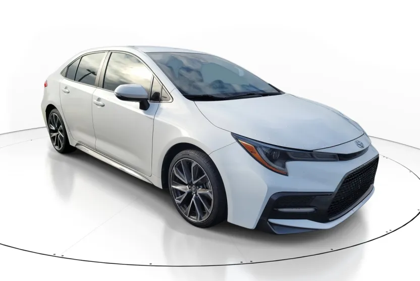 2021 Toyota Corolla SE photo 1