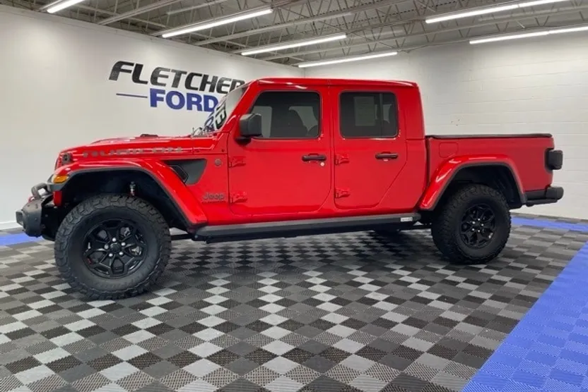 2020 Jeep Gladiator Rubicon photo 1
