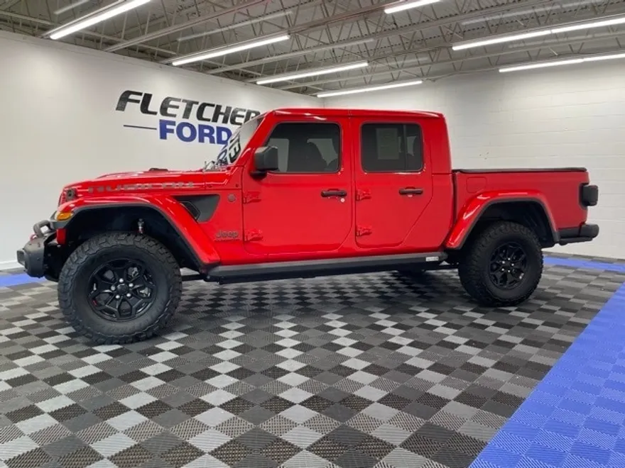 2020 Jeep Gladiator Rubicon photo 1
