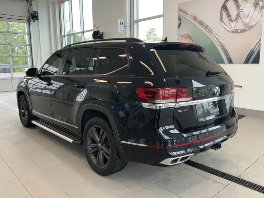 2021 Volkswagen Atlas V6 SE Technology R-Line photo 4