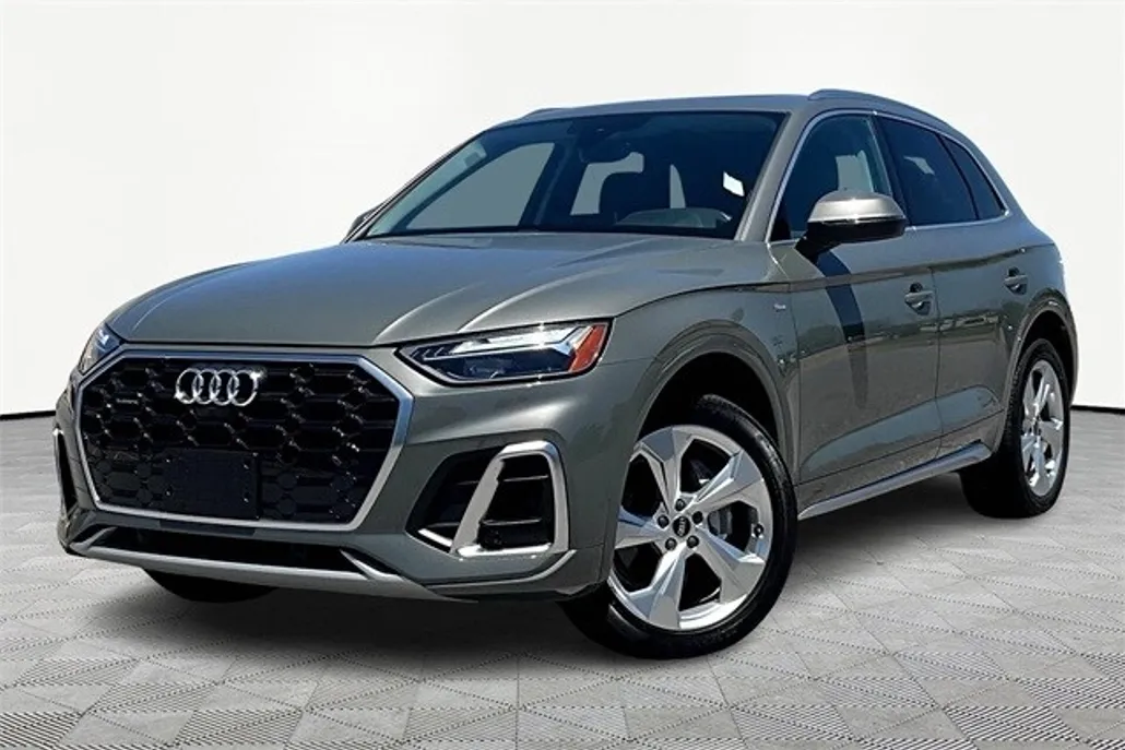 2023 Audi Q5 45 S line Premium Plus photo 1
