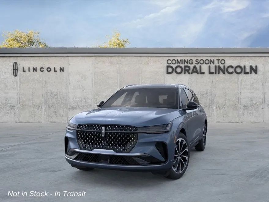 2025 Lincoln Nautilus Reserve photo 1