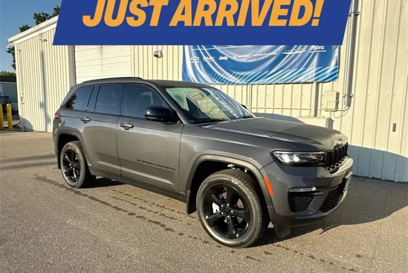 2024 Jeep Grand Cherokee Limited photo 1