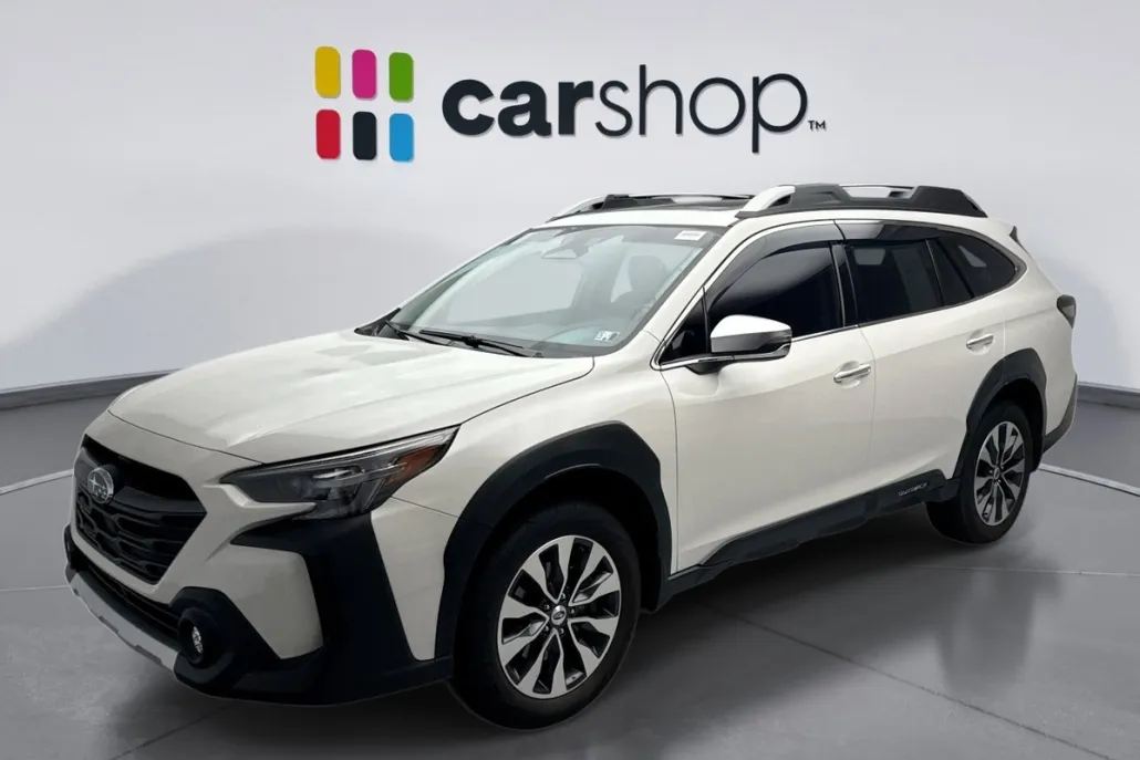 2024 Subaru Outback Touring XT photo 1