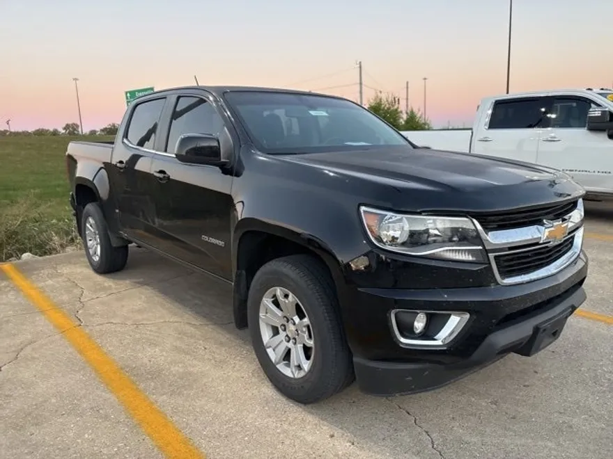 2016 Chevrolet Colorado LT photo 1