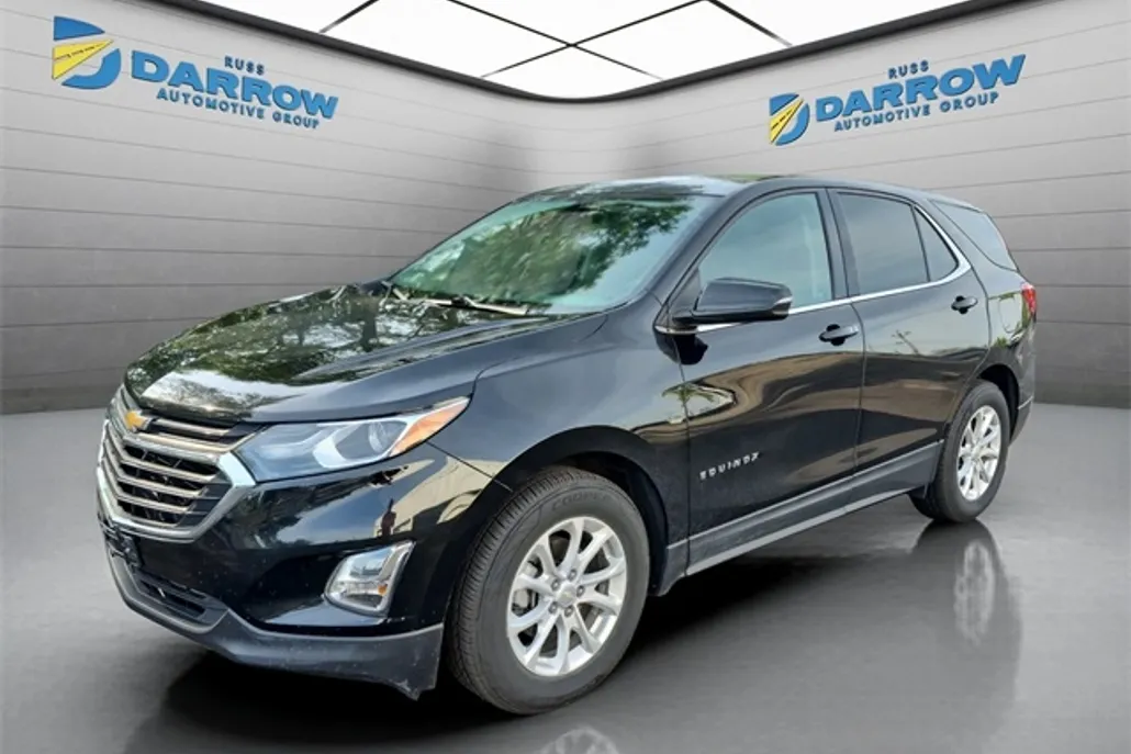 2019 Chevrolet Equinox LT photo 1