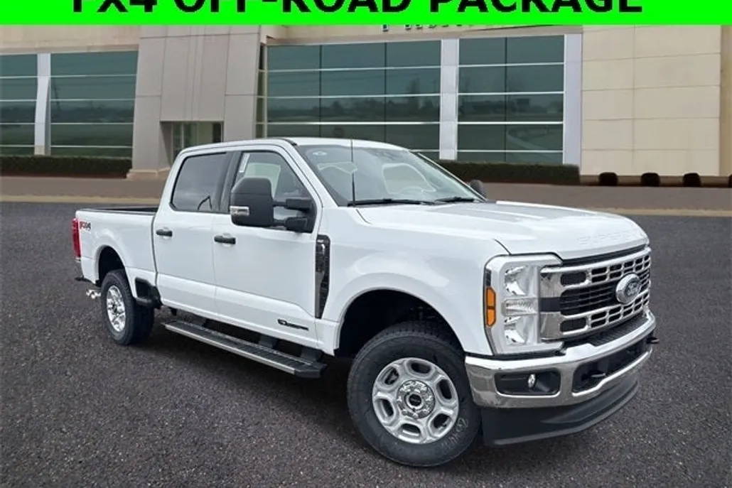 2025 Ford F-250 photo 1