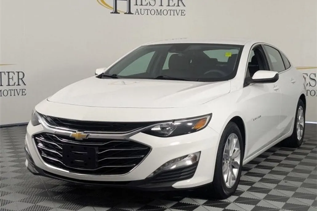2023 Chevrolet Malibu 1LT photo 1