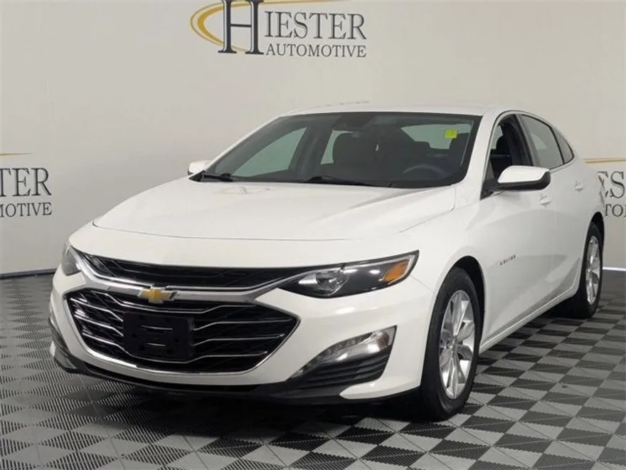 2023 Chevrolet Malibu 1LT photo 1
