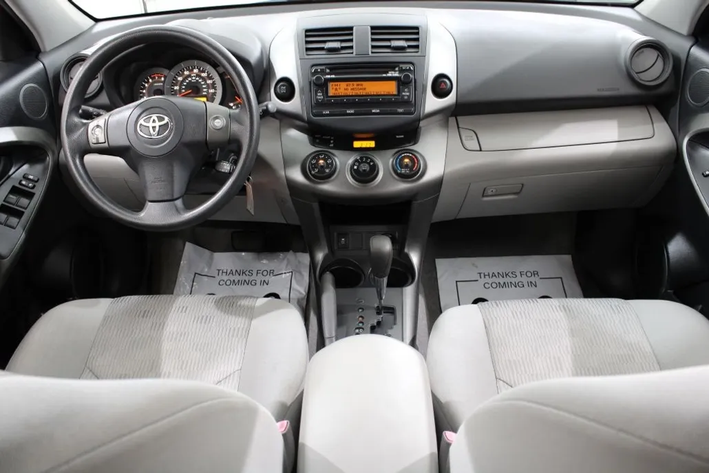 2012 Toyota RAV4 Base photo 1