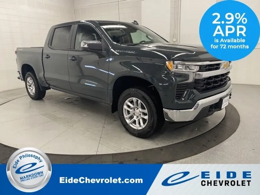 2025 Chevrolet Silverado 1500 LT photo 1